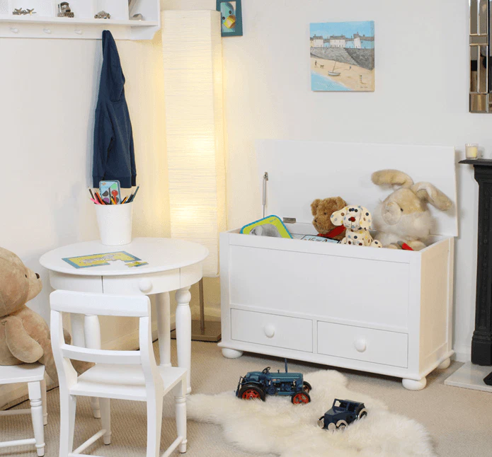 Nutkin toy and blanket box Nutkin toy and blanket box