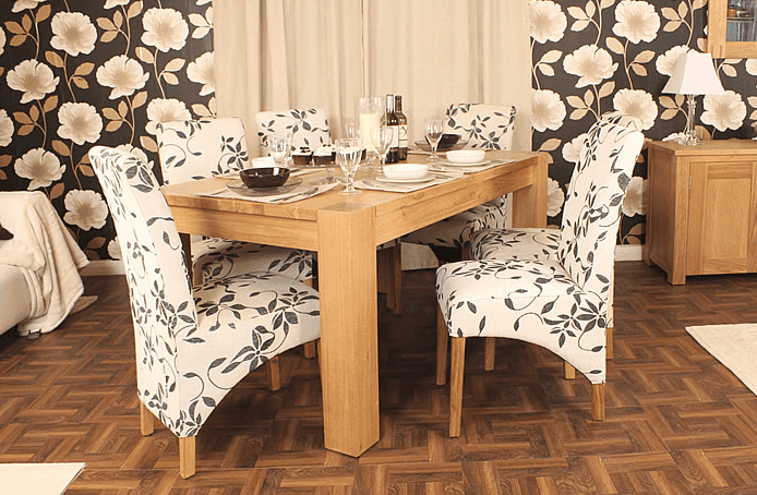 Aston Oak Dining Table 