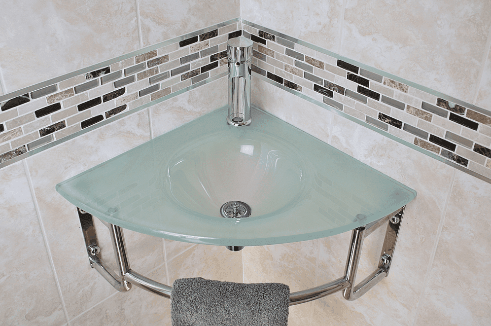 Glass Corner Bathroom Basin Tap & Plug Set Glass Corner Bathroom Basin Tap & Plug Set