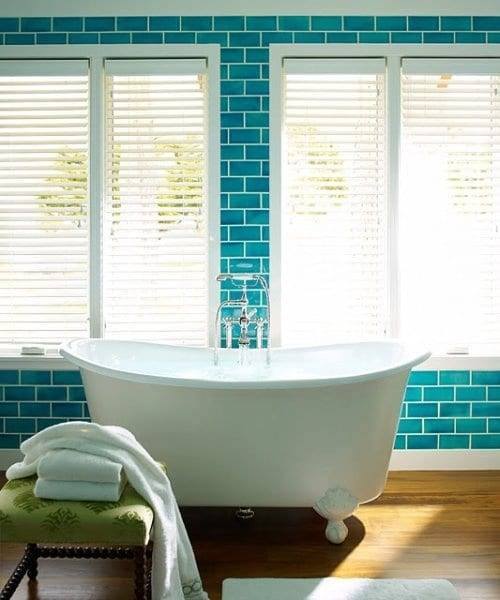 Spa Bathroom - Roll Top Bath Window Spa Bathroom - Roll Top Bath Window