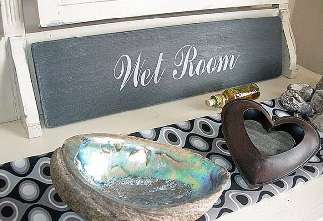 Wet Room - Vintage Sign