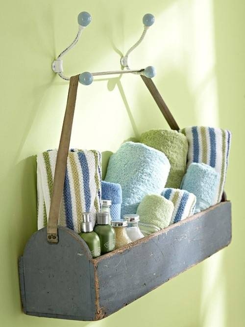 bathroom storeage