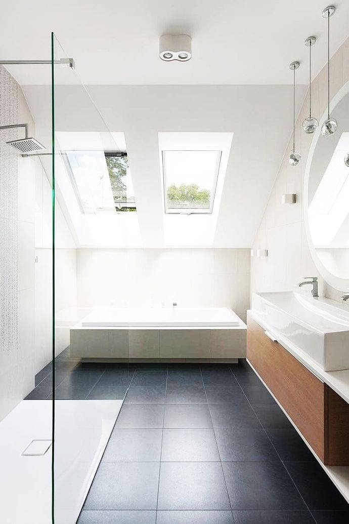 bathroom natural light