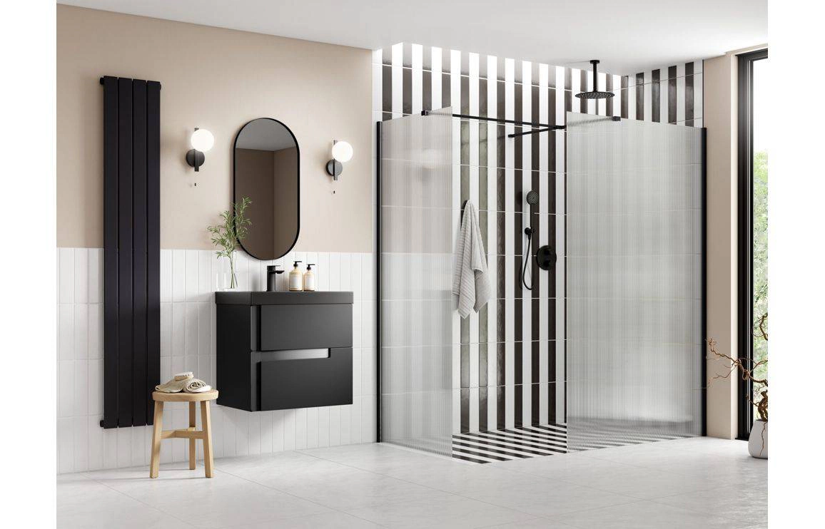 REFX-ICONIX-FLUTED-BLK-WETROOM-SIDE_RM